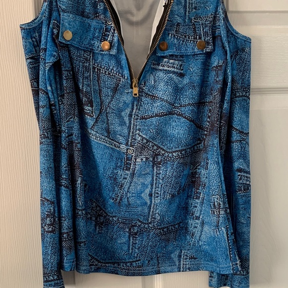 Source Unknown Blue Cold Shoulder Blouse - Picture 5 of 7
